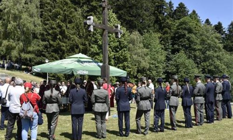 Obilje Avanje Godina Od Bitke Na Kozari Na Mrakovici Slu En