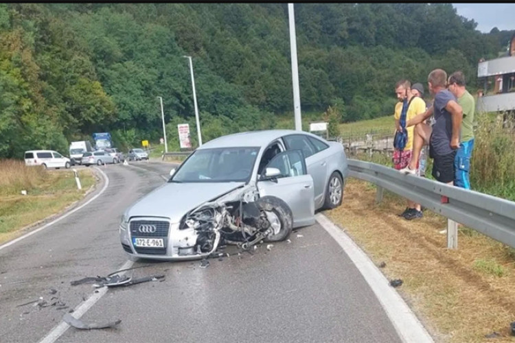 Te Ka Saobra Ajka Ima Povrije Enih Na Vozilima Pri Injena Ve A