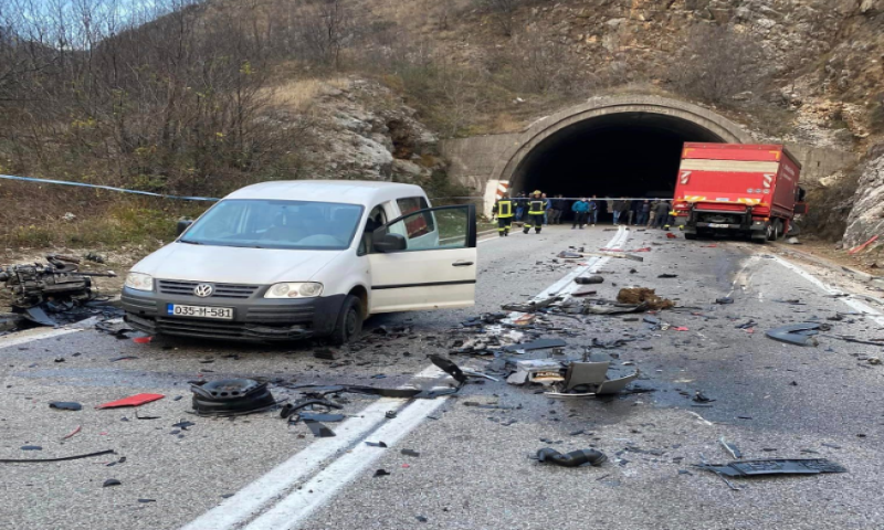 Strahovit sudar pasata sa kamionom u BiH Mladić poginuo u