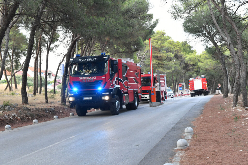 Borba Sa Vatrom Trajala Pet Dana Napokon Uga En Po Ar Kod Trogira Bl