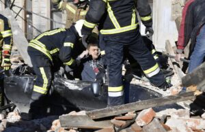 Uznemirujući prizori: Pogledajte kako izgleda Petrinja nakon razornog zemljotresa FOTO