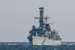 Drama u Crvenom moru: Projektil pogodio britanski brod?