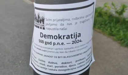 “Preminula, kao da nikad nije postojala..” : Neobična smrtovnica u Banjaluci VIDEO