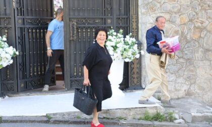 Cecini roditelji stigli na vjenčanje: Nahvalili zeta, nisu sumnjali u unukin izbor