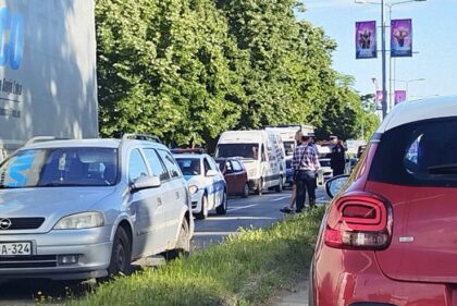 Vozači, oprez: Sudar stvorio gužve na Istočnom tranzitu u Banjaluci