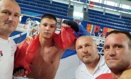 Mladi kik-bokser iz BiH prvak Balkana! Matej Mučibabić: Okitiću se i svjetskom medaljom