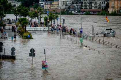 Dramatični prizori iz poplavljene Njemačke: Hitne službe rade danonoćno VIDEO