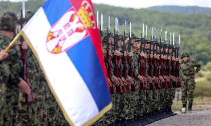 Osmatrao OS Srbije: Američki Izviđački avion kruži iznad teritorije BiH FOTO