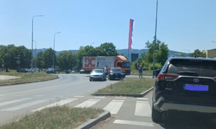 Kružni tokovi vječna enigma za Banjalučane: Saobraćajna nesreća kod Lesnine