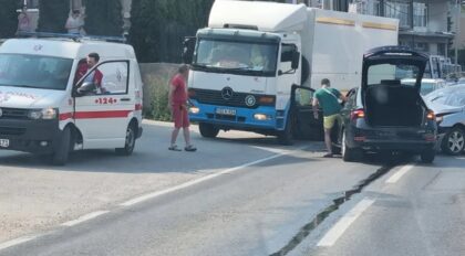 Vozači, oprez: Novi težak sudar u BiH, Hitna na terenu