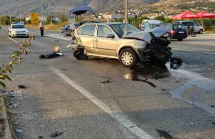 Težak sudar tri automobila: Povrijeđeno više osoba VIDEO