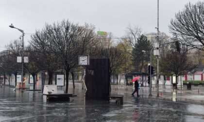 Ko god je mogao, ostao je kod kuće: U centru Banjaluke samo oni koje je “muka natjerala” FOTO/VIDEO