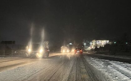 Snijeg u Zapadnoj Srbiji napadao i do metar visine: Nestaje struje, apel vozačima na opreznu vožnju VIDEO