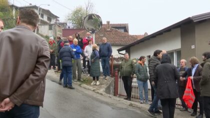 Mještani banjalučkog naselja izašli na proteste: Ne žele da se zaraze, fekalije teku ulicom VIDEO