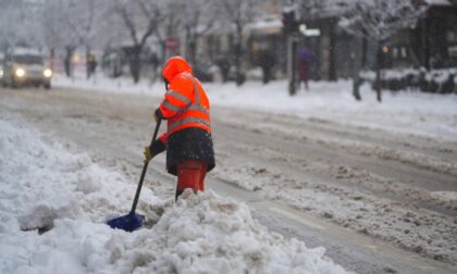 Nestašica lopata u Banjaluci: “Išao sam od radnje do radnje ali nema više”