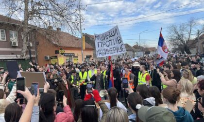 Dočekani aplauzom: Studenti u šetnji od Beograda do Novog Sada VIDEO