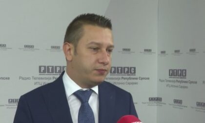 Goganović odbrusio ministru Helezu: Povedi računa o zakonitosti svog rada