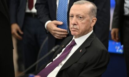 Erdogan pozvao sve zemlje da “sklone ruke” od Sirije: “Dočekaće kraj ako ne polože oružje”