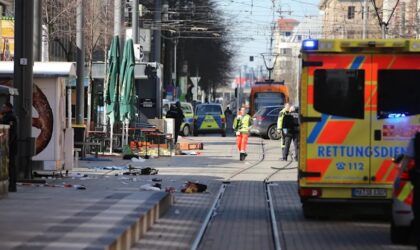 Haos u Njemačkoj! Vozilom uletio u masu ljudi u centru grada VIDEO