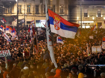 Mnoge poznate ličnosti su bile na protestu u Beogradu: Ovo su samo neka od imena… FOTO